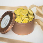 Boîte de friandises pour chien au poulet, courge butternut, menthe et curcuma